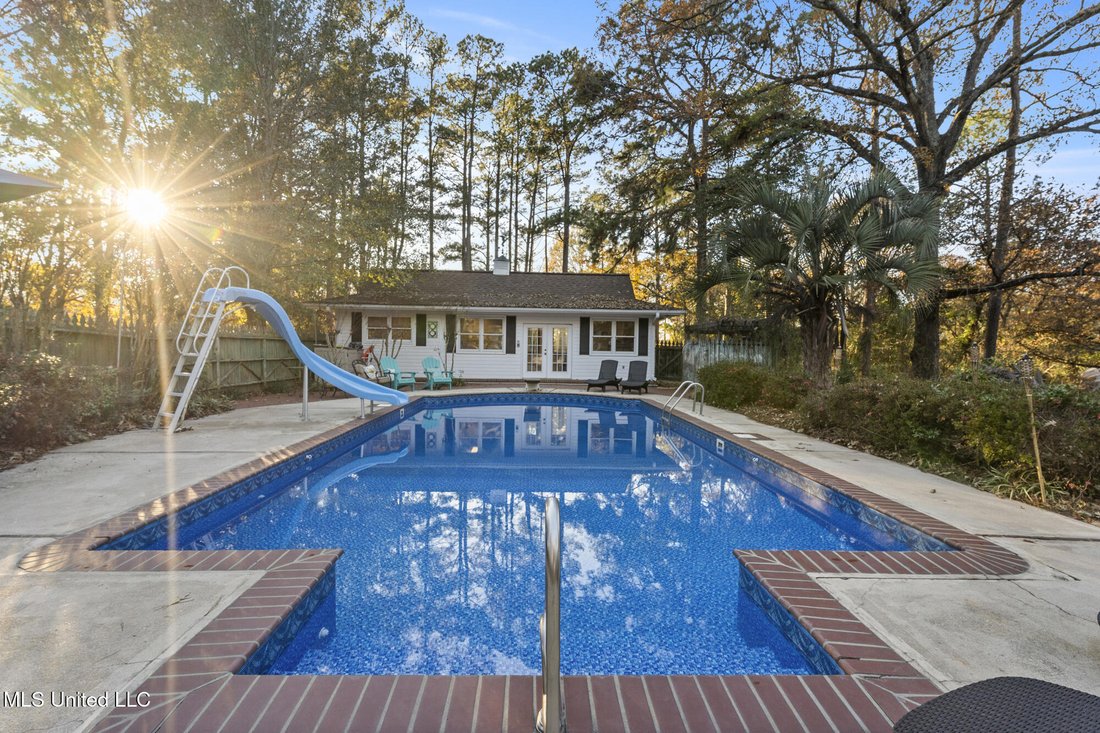 House in Hattiesburg, Mississippi, United States 2 - 16820463