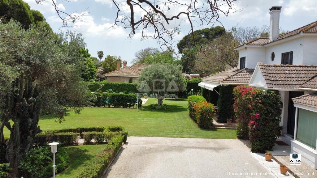 Villa in Jerez De La Frontera, Andalusia, Spain 5 - 16823350