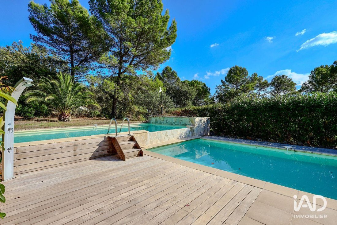 House in Bagnols-en-Forêt, Provence-Alpes-Côte d'Azur, France 3 - 16820789