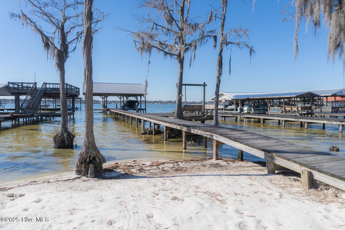 House in White Lake, North Carolina, United States 2 - 16821441