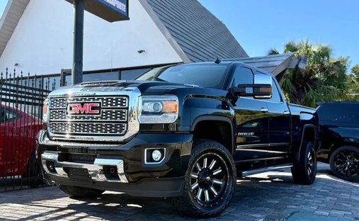 2019 GMC Sierra 2500 HD Crew Cab Denali Pickup 4D 6 1/2 ft in Tampa, FL, United States 1