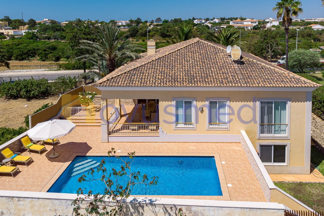 House in Olhos de Agua, Algarve, Portugal 4 - 16819436