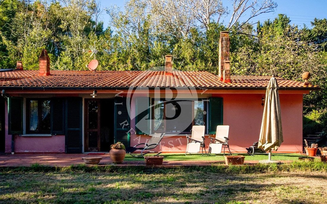 Villa in Castellina Marittima, Tuscany, Italy 2 - 16819979