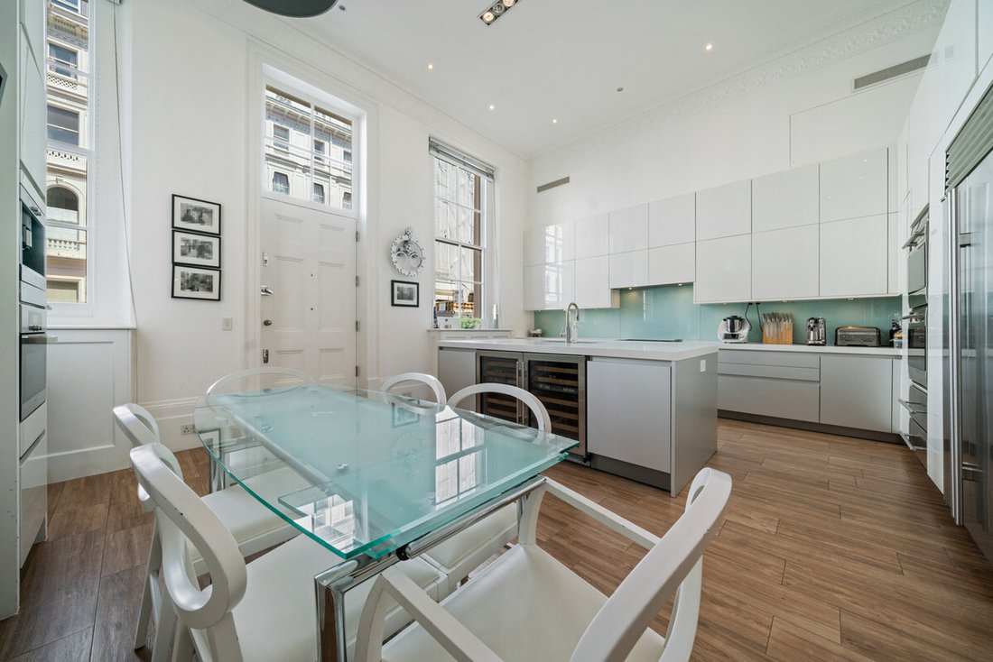 Apartment in Hyde Park, Westminster, England 4 - 16820849