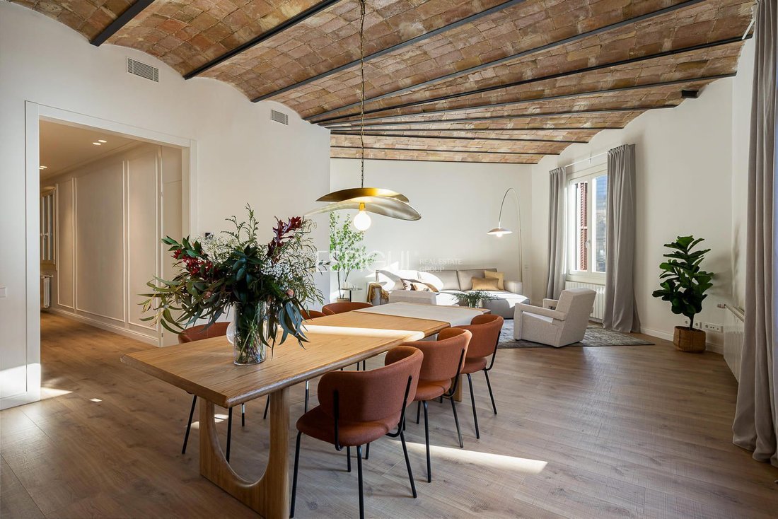 Apartment in Eixample, Barcelona, Spain 1 - 16819647