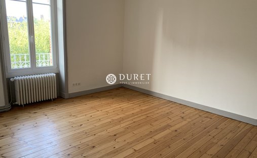 19th C. Chateau In The Vendée Suitable For Tourist Use