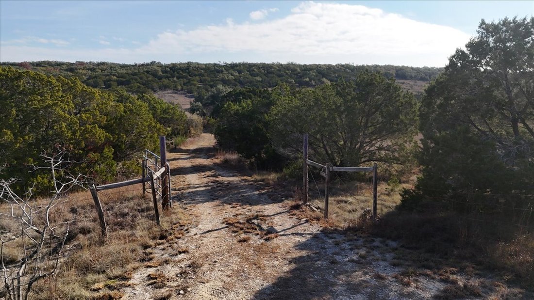 Land in Wimberley, Texas, United States 3 - 16821897