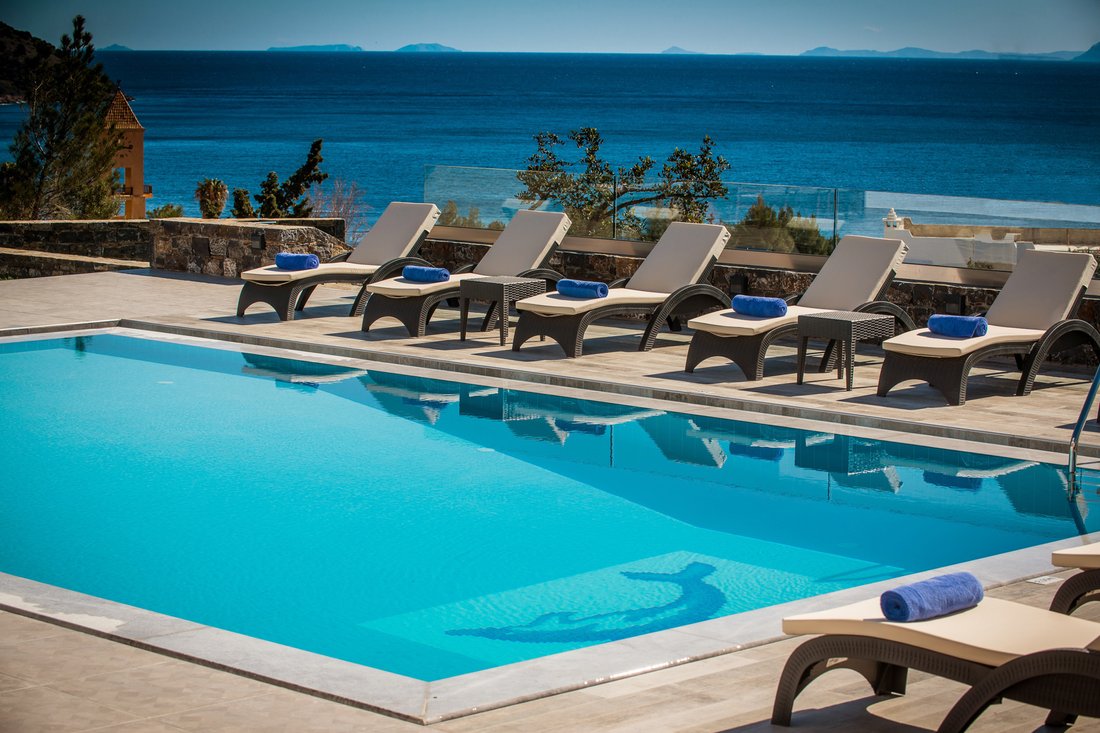 Villa in Community of Agios Nikolaos, Agios Nikolaos, Greece 2 - 16822685