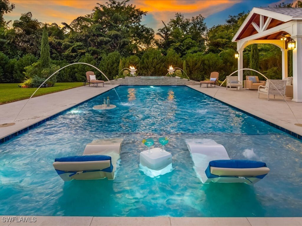 House in Naples, Florida, United States 3 - 16820155