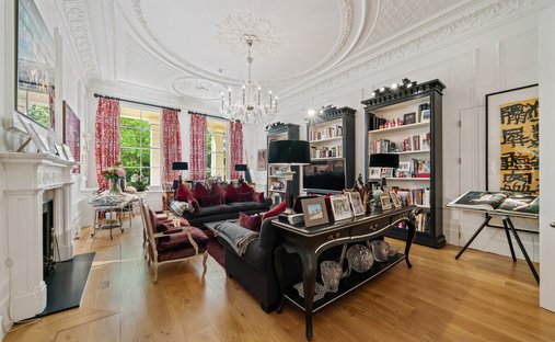Apartment in Hyde Park, Westminster, England 1