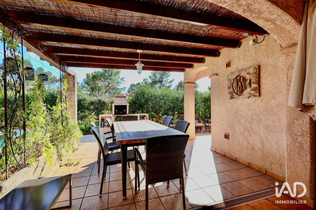 House in Bagnols-en-Forêt, Provence-Alpes-Côte d'Azur, France 5 - 16820789
