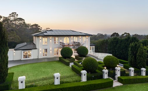 House in Castle Hill, New South Wales, Australia 1