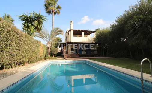 Villa in Cuevas del Almanzora, Andalusia, Spain 1