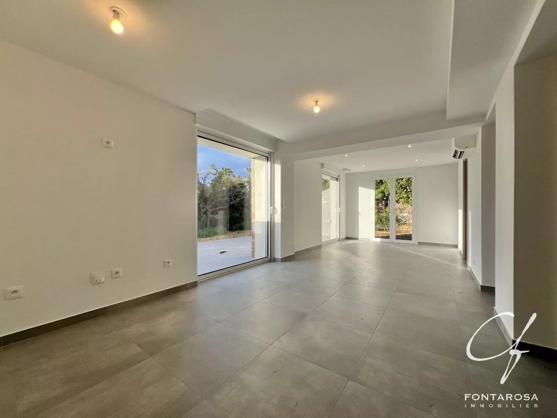 Apartment in Plateau Notre Dame Nord, Saint-Raphaël, France 1 - 16820999