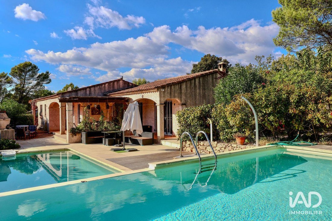 House in Bagnols-en-Forêt, Provence-Alpes-Côte d'Azur, France 1 - 16820789