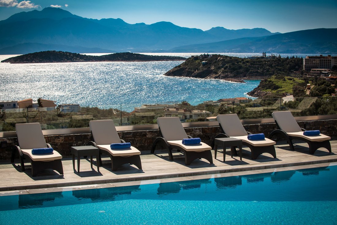 Villa in Community of Agios Nikolaos, Agios Nikolaos, Greece 1 - 16822685