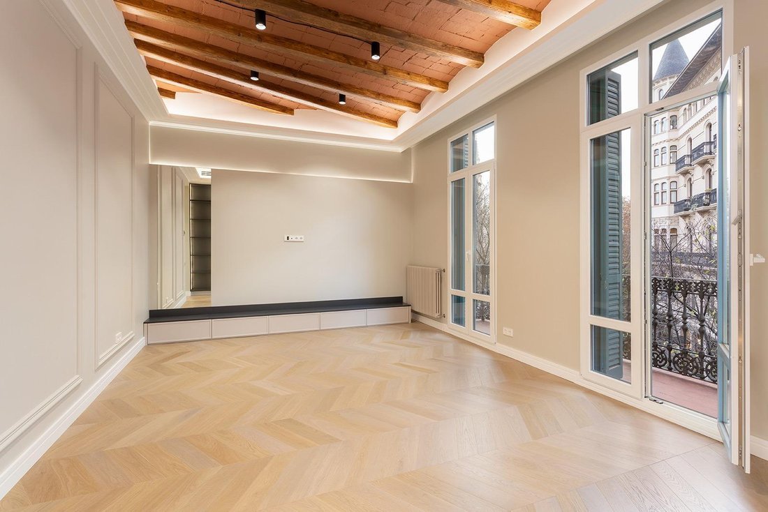 Apartment in Eixample, Barcelona, Spain 1 - 15192702