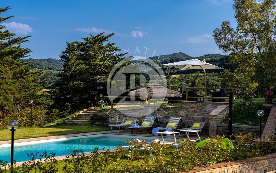 Villa in Rosignano Marittimo, Tuscany, Italy 5 - 16819974