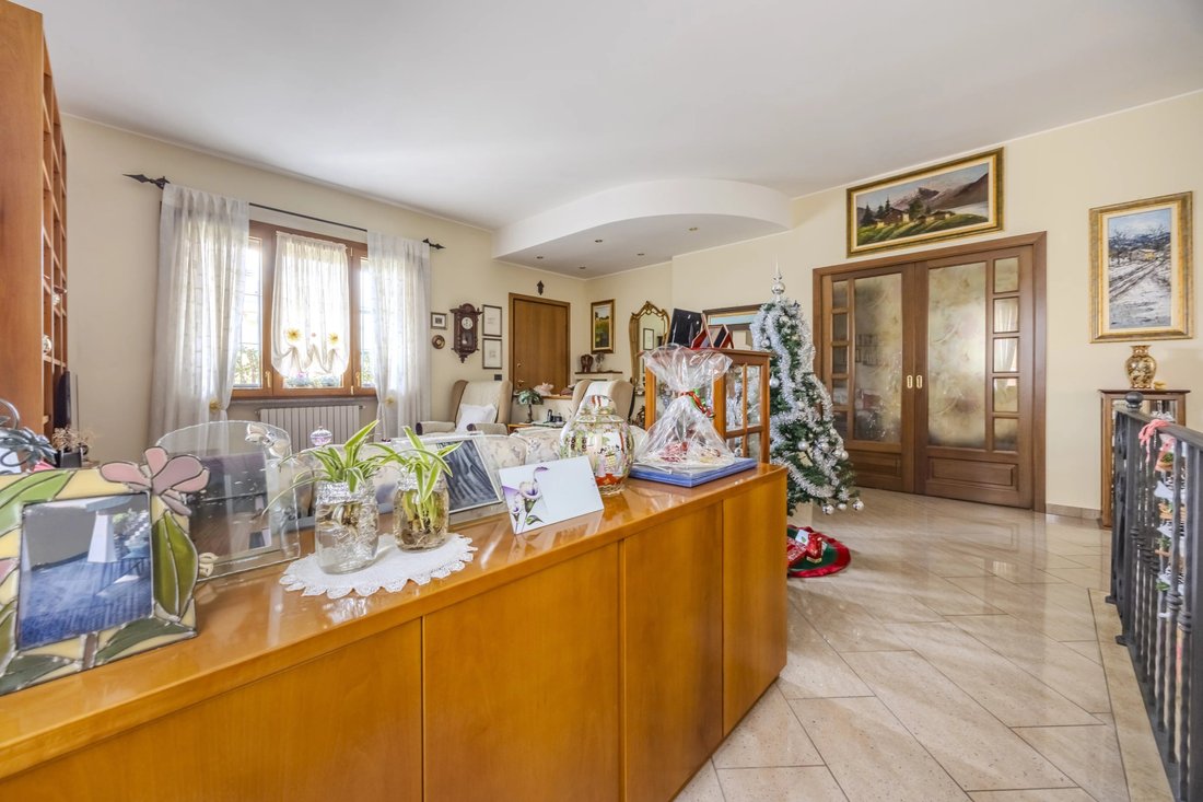 Villa in Bollate, Lombardy, Italy 5 - 16820938