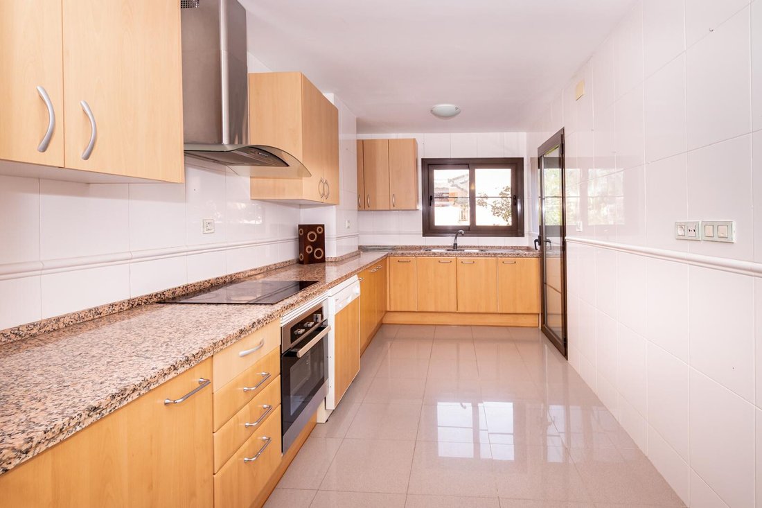 Apartment in Atalaya-Isdabe, Estepona, Andalusia 4 - 16823111