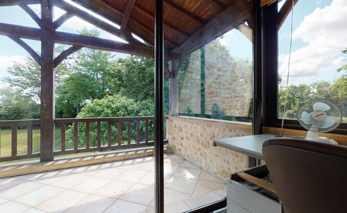 16th C Castle With Outbuildings, Perfectly Renovated