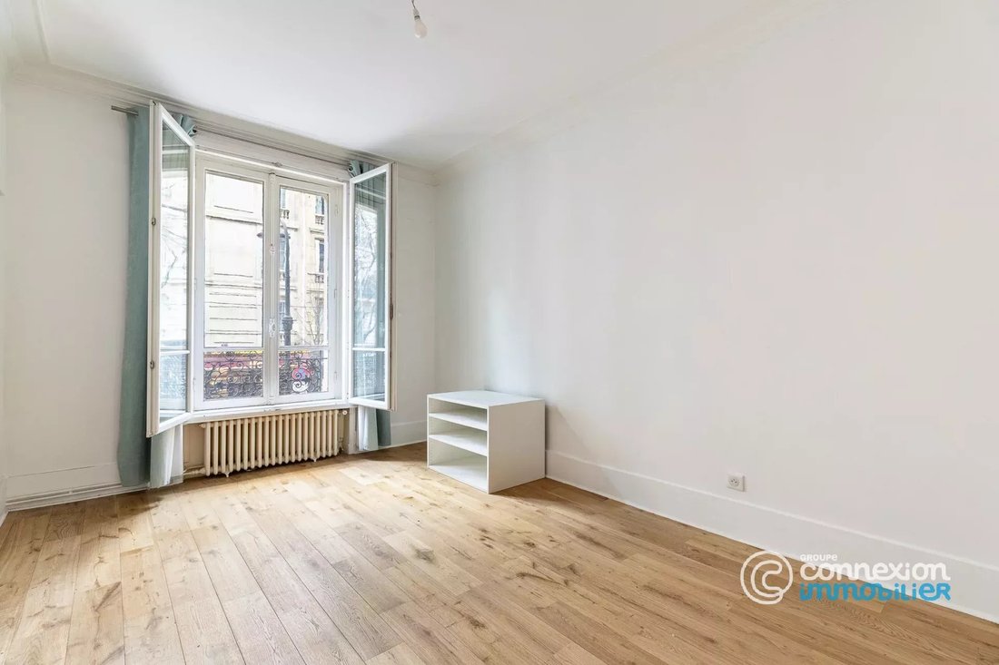 Apartment in Muette Sud, Paris 16e Arrondissement, Paris 2 - 16821437