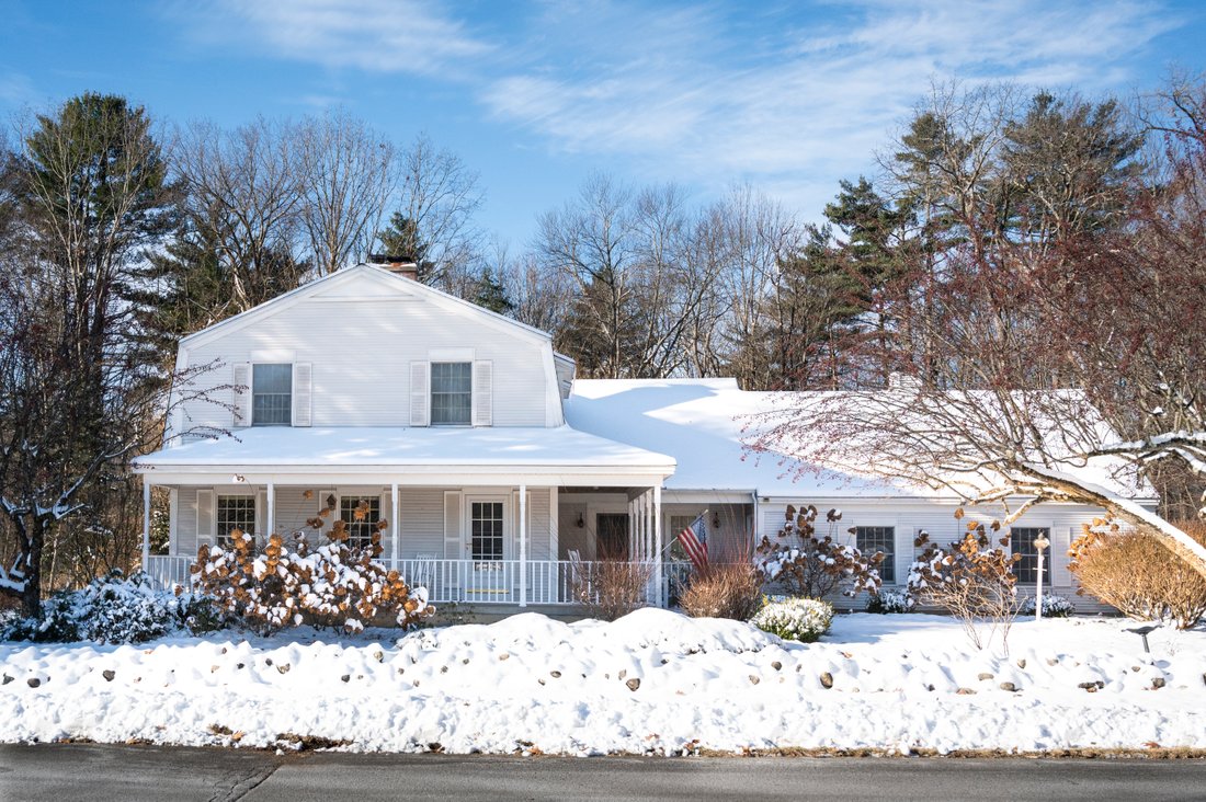 House in Queensbury, New York, United States 1 - 16814242