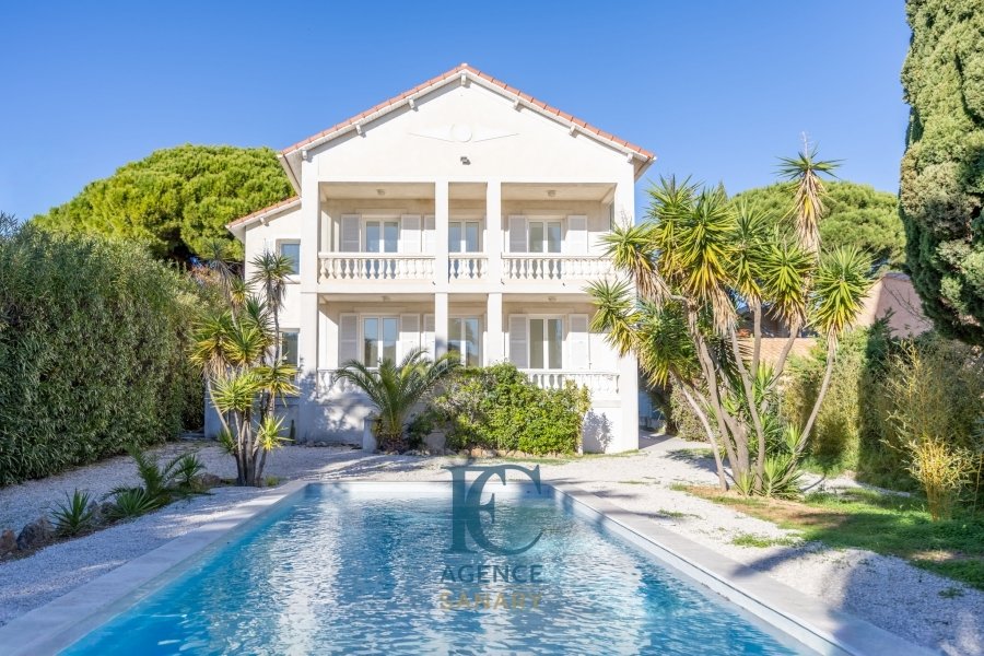 House in Sanary-sur-Mer, Provence-Alpes-Côte d'Azur, France 1 - 16821045