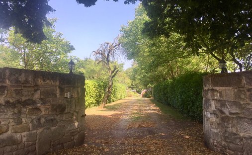 16th C Castle With Outbuildings, Perfectly Renovated