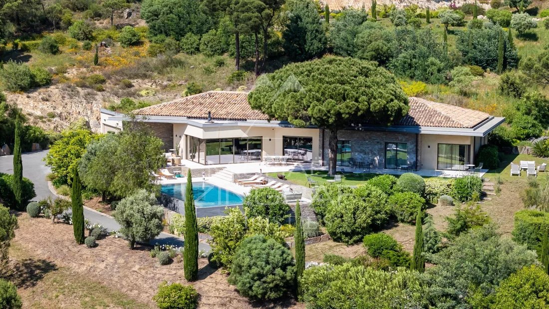 House in Ramatuelle, Provence-Alpes-Côte d'Azur, France 2 - 10817521