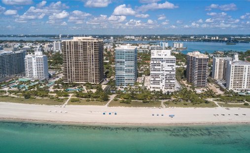 Condo in Bal Harbour, Florida, United States 1