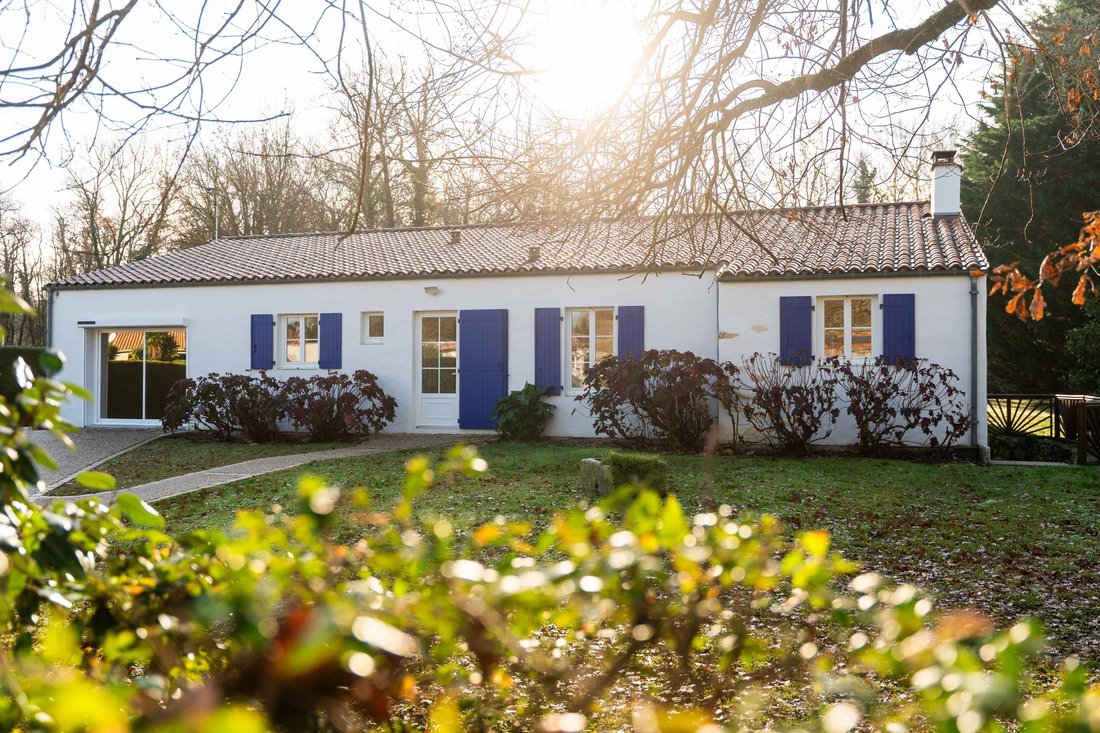 House in Breuillet, Nouvelle-Aquitaine, France 1 - 16820886