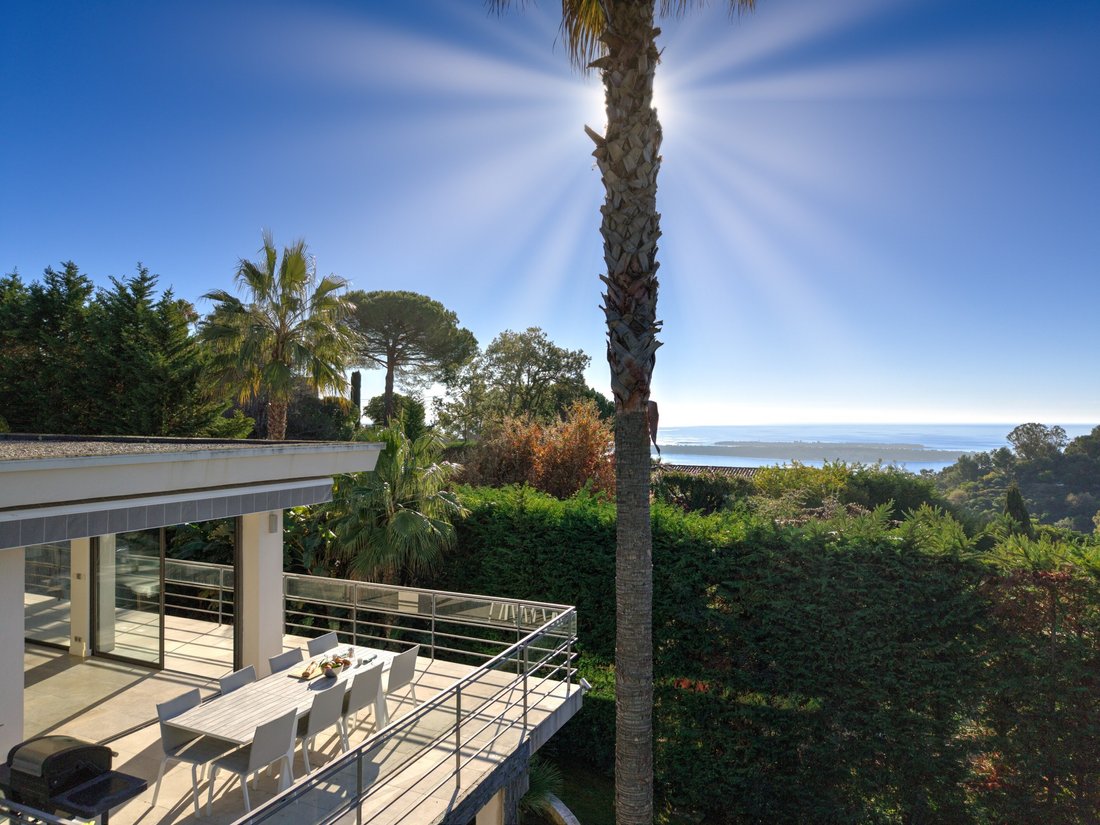 House in La Maure-Super Cannes, Vallauris, France 1 - 16772939