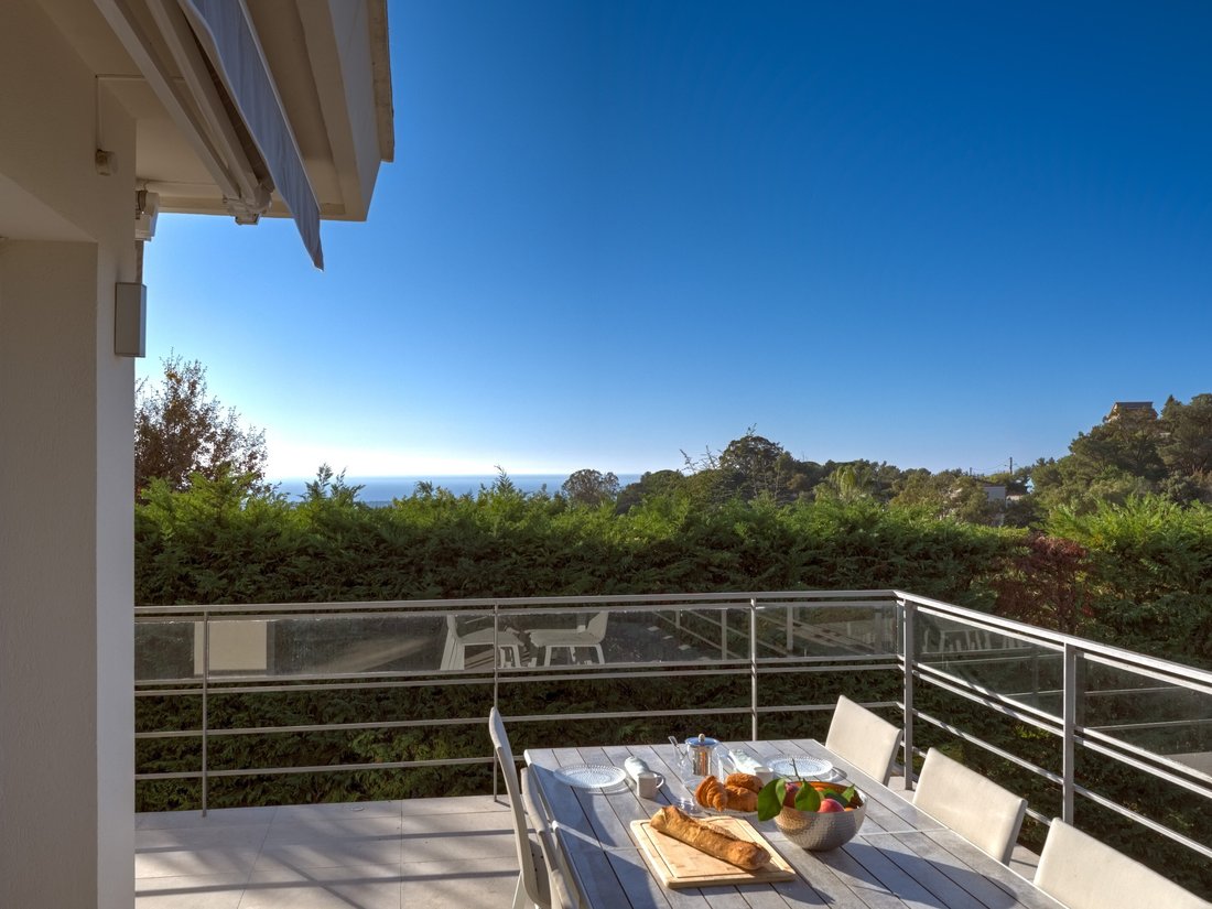 House in La Maure-Super Cannes, Vallauris, France 2 - 16772939