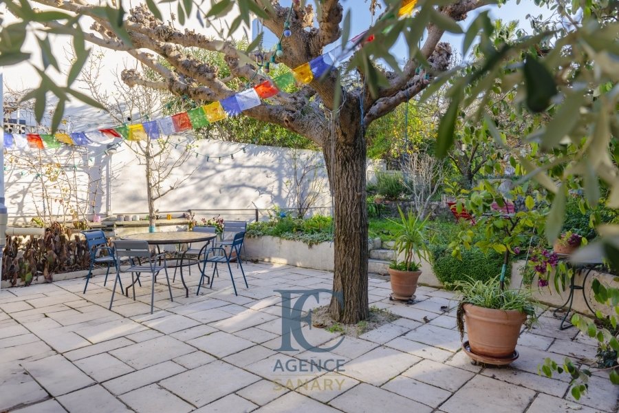 House in Saint Menet, Marseille, Provence-Alpes-Côte d'Azur 2 - 16821040