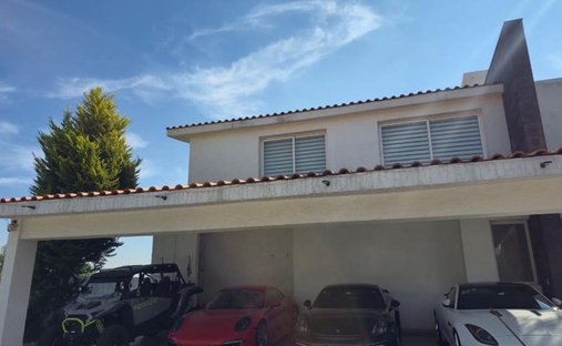 House in Ciudad López Mateos, State of Mexico, Mexico 1