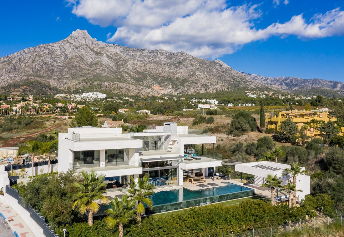 Villa in Golden Mile, Andalusia, Spain 2 - 16819536