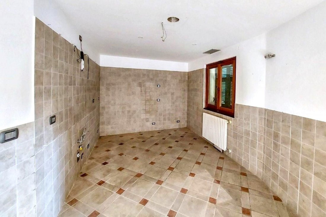 Estate in Cogorno, Liguria, Italy 3 - 16822021