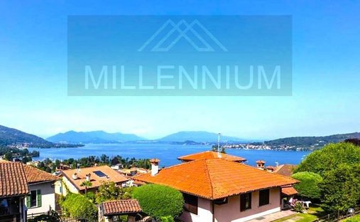 Villa à Meina, Piémont, Italie 1