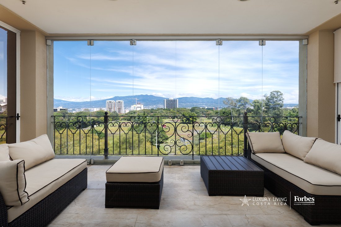 Apartment in Cinco Esquinas, San José Province, Costa Rica 1 - 16565149