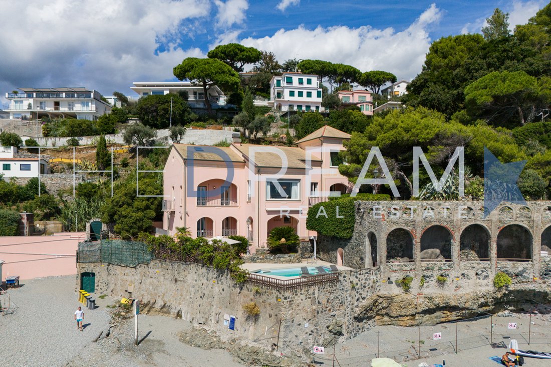Villa in Albissola Marina, Liguria, Italy 3 - 16823457