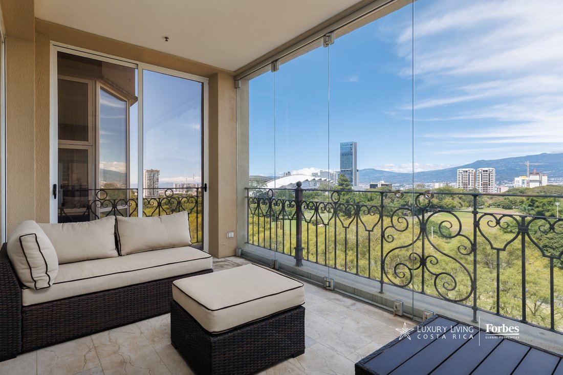 Apartment in Cinco Esquinas, San José Province, Costa Rica 2 - 16565149