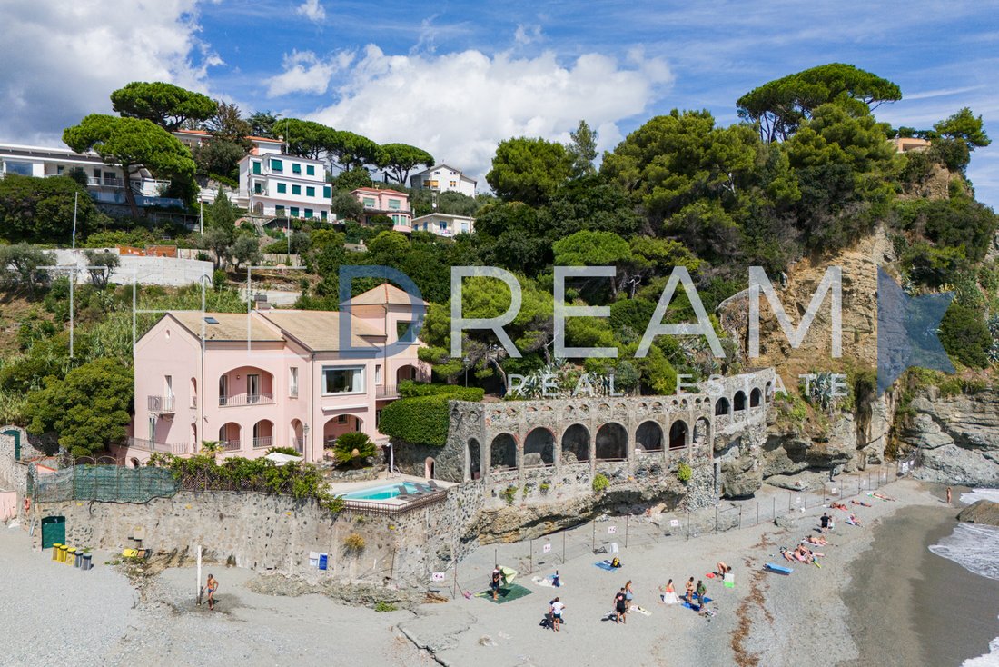Villa in Albissola Marina, Liguria, Italy 4 - 16823457