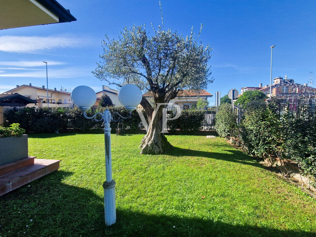 House in Viareggio, Tuscany, Italy 4 - 16823623