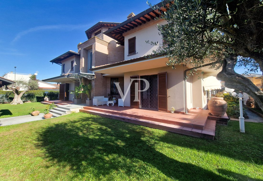House in Viareggio, Tuscany, Italy 5 - 16823623