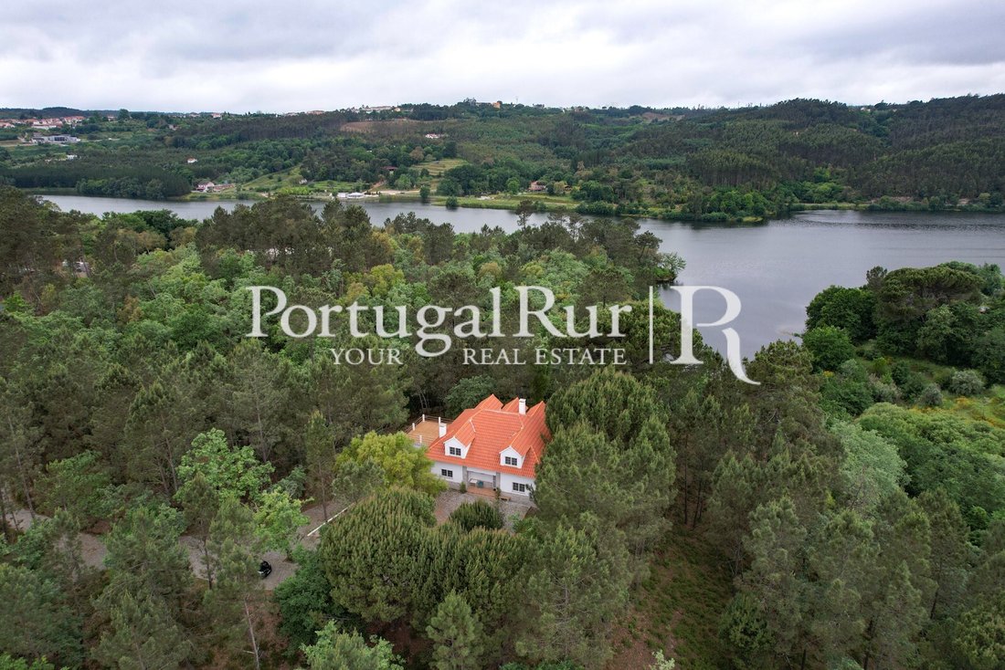 Finca en Ovoa e Vimieiro, Distrito de Viseu, Portugal 1 - 13224450