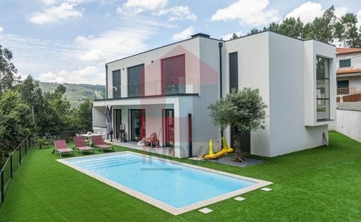 House in Valbom (Sao Pedro), Passo e Valbom (Sao Martinho), Braga, Portugal 1