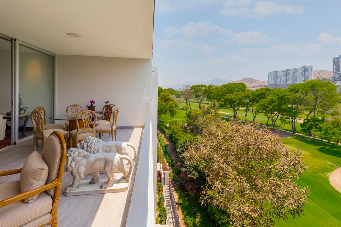 Apartment in San Juan de Miraflores, Metropolitan Municipality of Lima, Peru 4 - 16823743