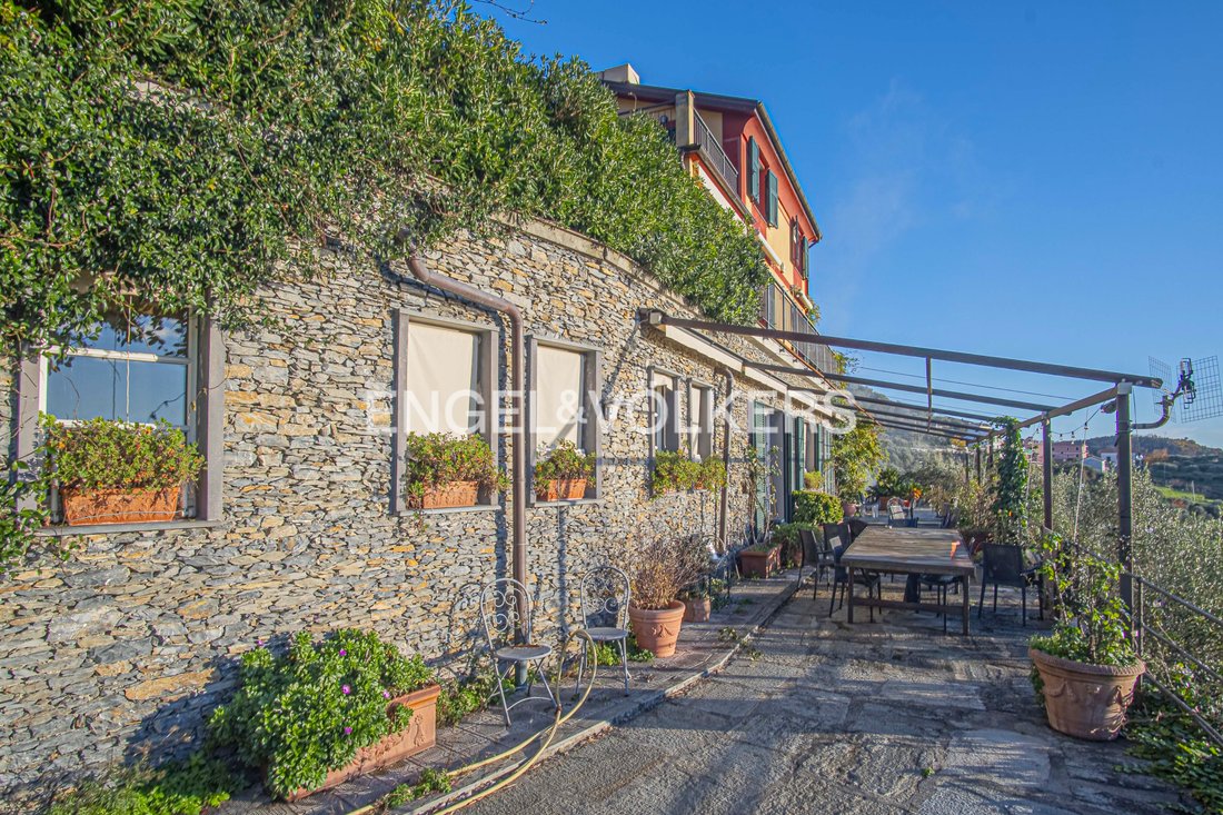 Villa in Cogorno, Liguria, Italy 1 - 16823796