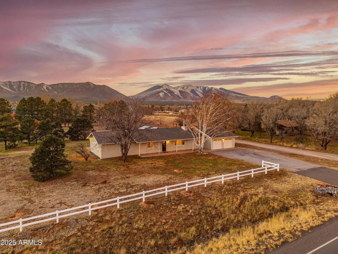 House in Flagstaff, Arizona, United States 2 - 16823614